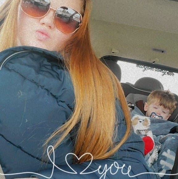 Profile Picture of Bree Peterson (@bpeterson4200) on Poshmark