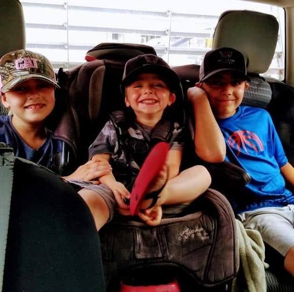 Profile Picture of Deanna Presnell thomason (@thomason1) on Poshmark