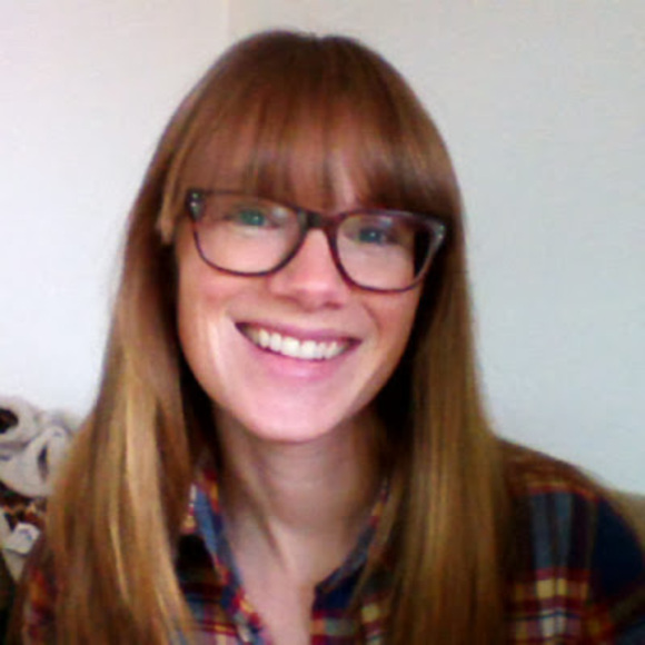 Profile Picture of Gemma Cook (@gemcook05) on Poshmark