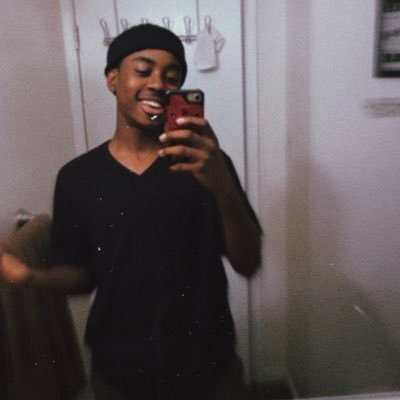 Profile Picture of Tj Henley  🍃 (@TonyHenleyJr1) on Twitter