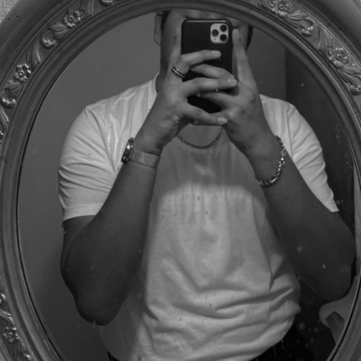 ℬ𝓇𝒶𝓃𝒹ℴ𝓃 𝓋𝒶𝓁𝓋ℯ𝓇𝒹ℯ - Tiktok Profile Picture of ℬ𝓇𝒶𝓃𝒹ℴ𝓃 𝓋𝒶𝓁𝓋ℯ𝓇𝒹ℯ (@brandonv019) on Tiktok