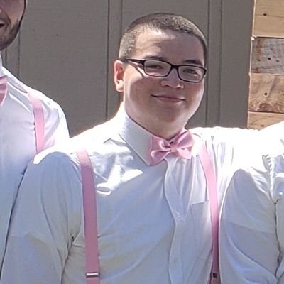 Profile Picture of Kyle Rickman (@KYLEINAPILE1) on Twitter