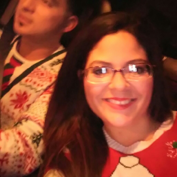 Profile Picture of Moses Castillo (@mcastillo1986) on Poshmark