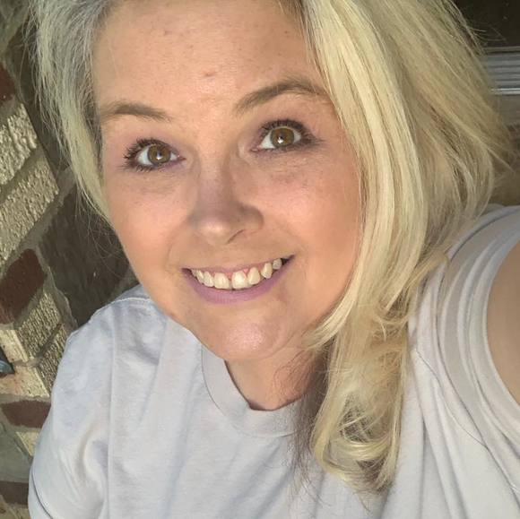 Profile Picture of Timra Tarralbo caskey (@drinkndew30) on Poshmark