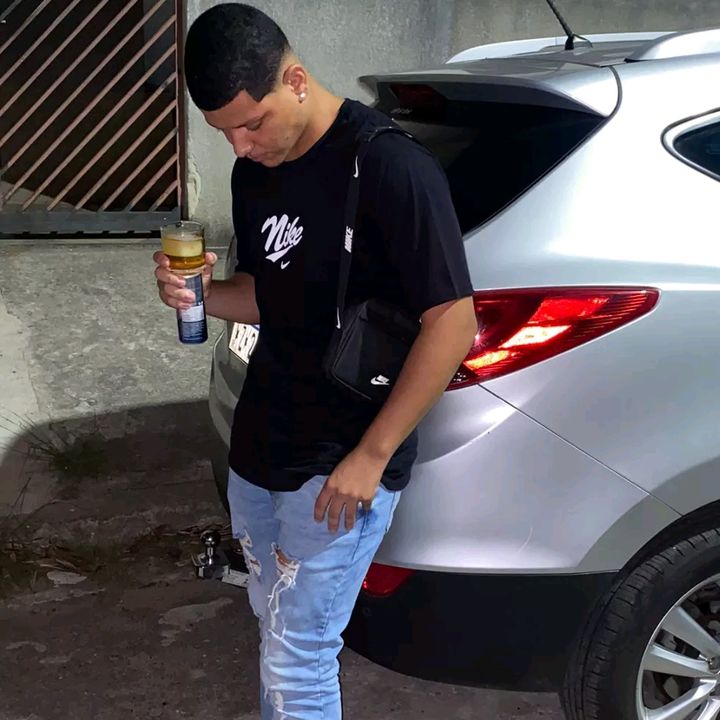 Profile Picture of phillipews (@phillipews) on Tiktok