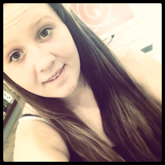 Savannah Stephenson - Poshmark Profile Picture of Savannah Stephenson (@s__maria554) on Poshmark