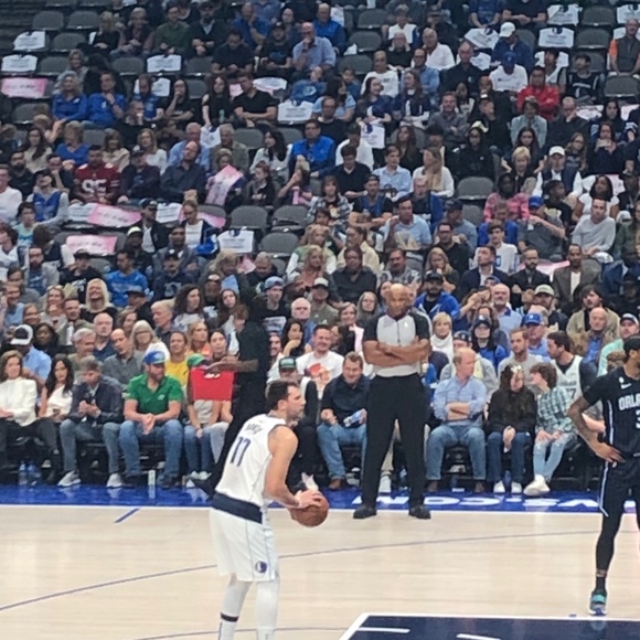 Profile Picture of Jacob Healey (@jacobhealeytx) on Poshmark