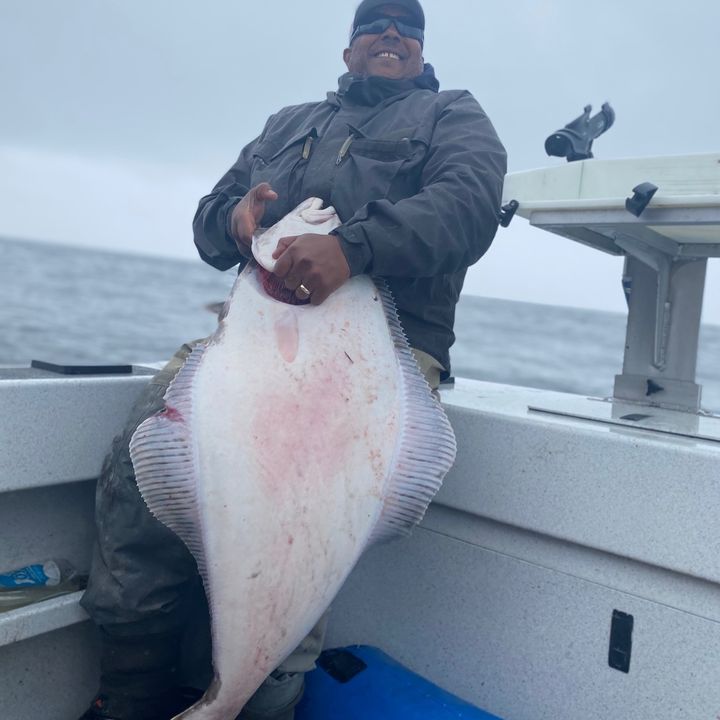 Profile Picture of Calvin Sampson (@calvin_outdoors) on Tiktok