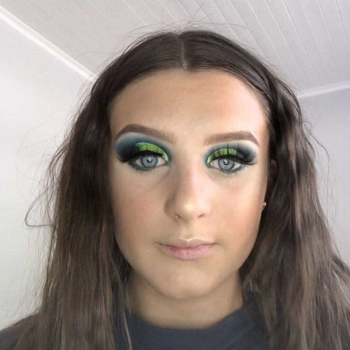 Profile Picture of   Sarah Bennett... (@sarahbennettmakeup) on Tiktok