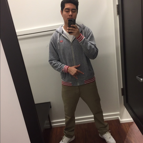 Profile Picture of Christopher Cortez (@chris_408) on Poshmark