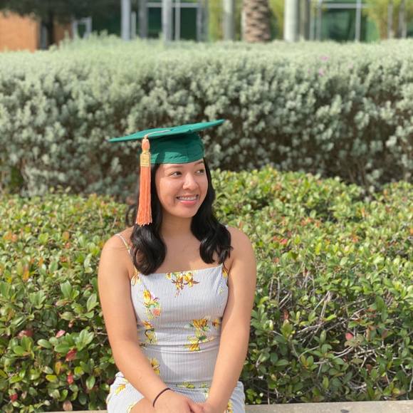 Profile Picture of Isabel Ramirez (@isabelr_) on Poshmark