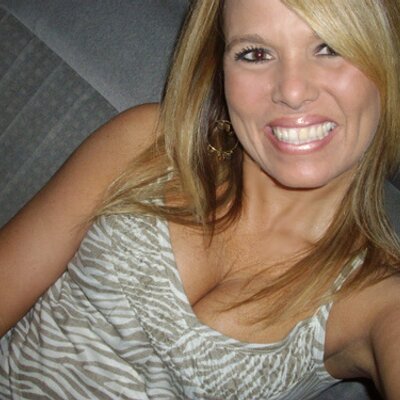 Profile Picture of Valerie Fuller (@vfaith32) on Twitter