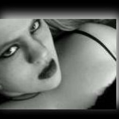 Profile Picture of Allison Hamm (@SunevDalea) on Twitter