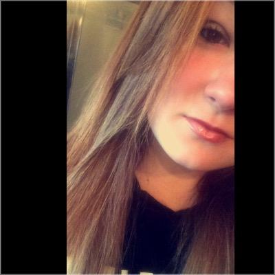 Profile Picture of Allie Robertson (@allierobertso16) on Twitter