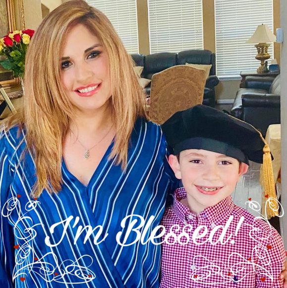 Profile Picture of Kelly Betsinger (@kellybetsinger) on Poshmark