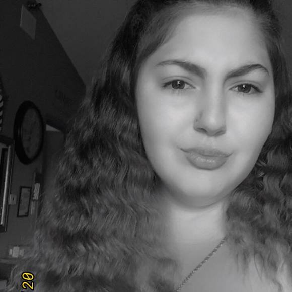 Profile Picture of Jaidah Ruedy (@lilruedy04) on Poshmark