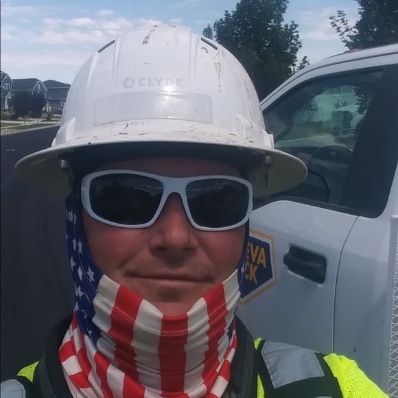 Profile Picture of Steven Hildebrandt (@stevenhildeb684) on Poshmark