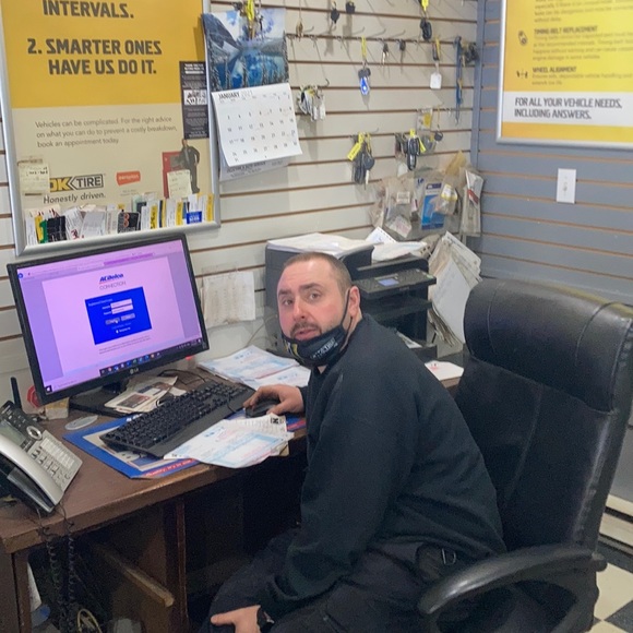 Profile Picture of Chris Soper (@soap0007) on Poshmark