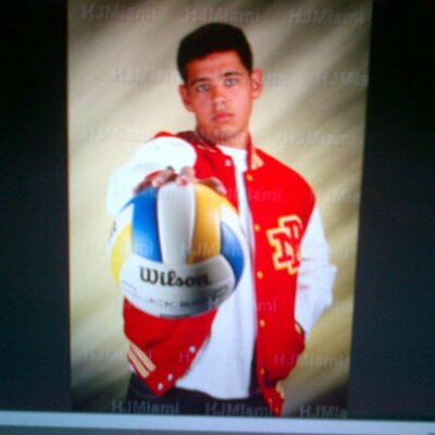 Profile Picture of Justin Pou (@jpkills) on Twitter