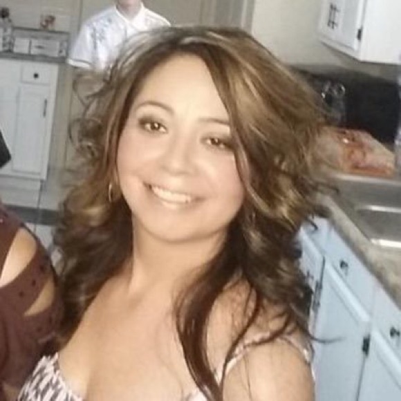 Davine Wilburn - Poshmark Profile Picture of Davine Wilburn (@d7wilburn) on Poshmark