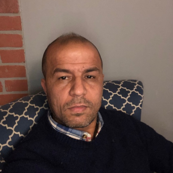 Profile Picture of Wael Alghananim (@wael291) on Poshmark