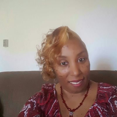 Profile Picture of Rhonda J Vaughn (@MzRonRon72) on Twitter