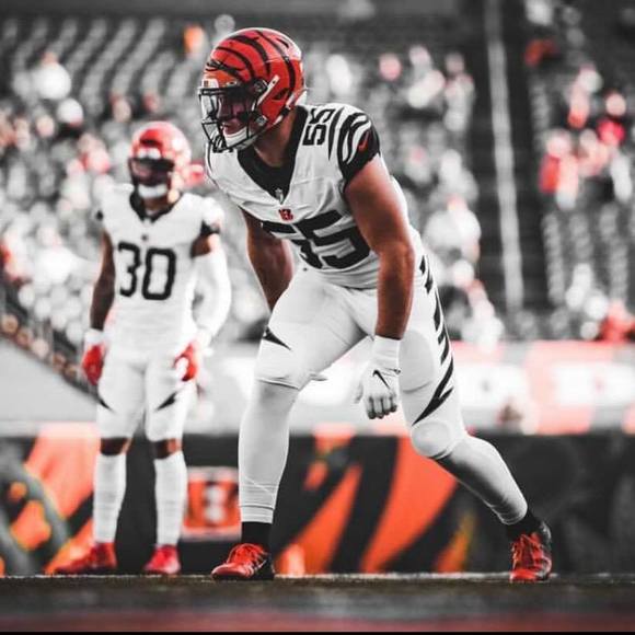 Profile Picture of Logan Wilson (@ljwilson21) on Poshmark