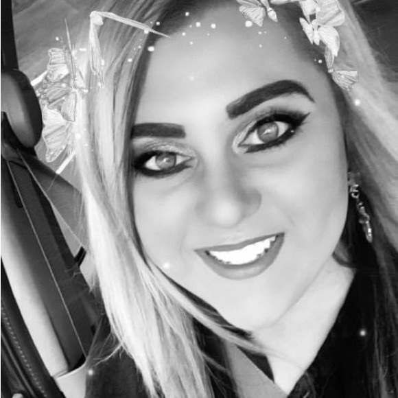 Profile Picture of Ashlie Thomas (@thomaswife_827) on Poshmark