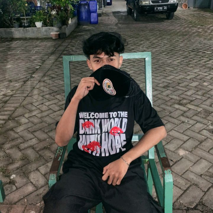 Profile Picture of Rill (@sahrilam) on Tiktok