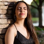 Profile Picture of Julie <3 (@_juliannesmith_) on Instagram