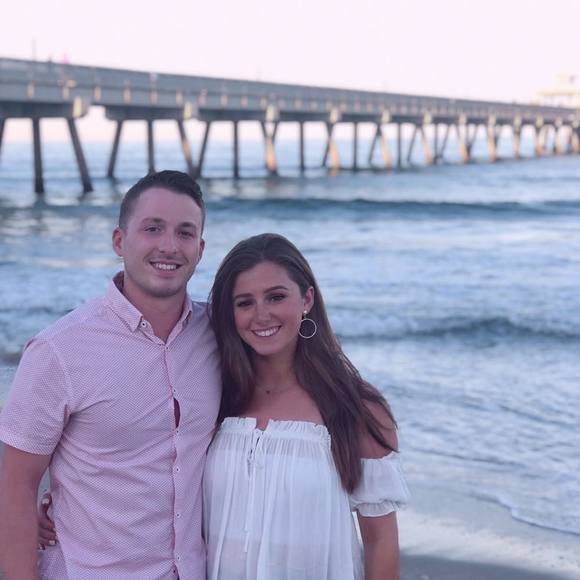 Profile Picture of Erica Dedonato (@ericadedonato) on Poshmark