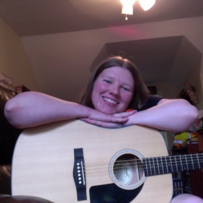 Profile Picture of Mary Dempsey (@EmKateDee) on Twitter