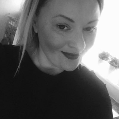 Profile Picture of Amanda Walsh (@1misswalsh) on Twitter