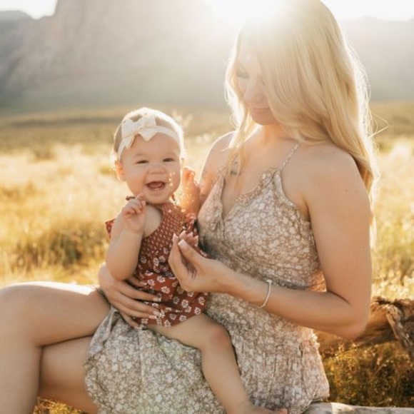 Profile Picture of Shawnie Lucchino (@shawnodead) on Poshmark