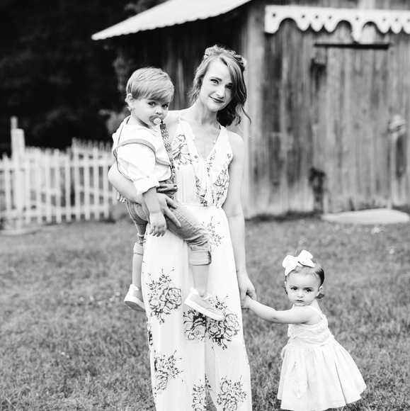 Profile Picture of Simone Moore (@simone_gmoore) on Poshmark