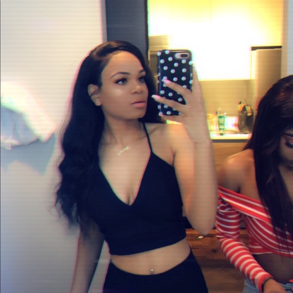 Shenya Jordan - Poshmark Profile Picture of Shenya Jordan (@shenyaj) on Poshmark