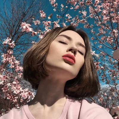 Profile Picture of •Chari Brown• (@peanuttaaaaaaa) on Twitter