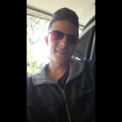 Profile Picture of Hugo Andrade (@1meninow) on Twitter