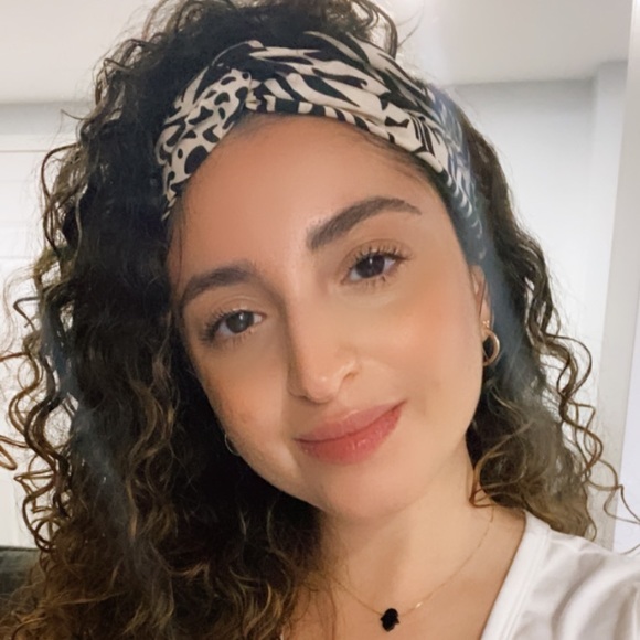 Profile Picture of Mariam Mahmassani (@m_mahmassani) on Poshmark