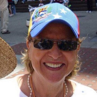 Profile Picture of Alicia T. Alcala (@AliceTereze) on Twitter