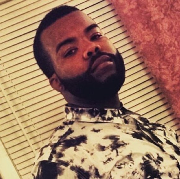Profile Picture of Ian Mcclenton (@imcclenton) on Poshmark