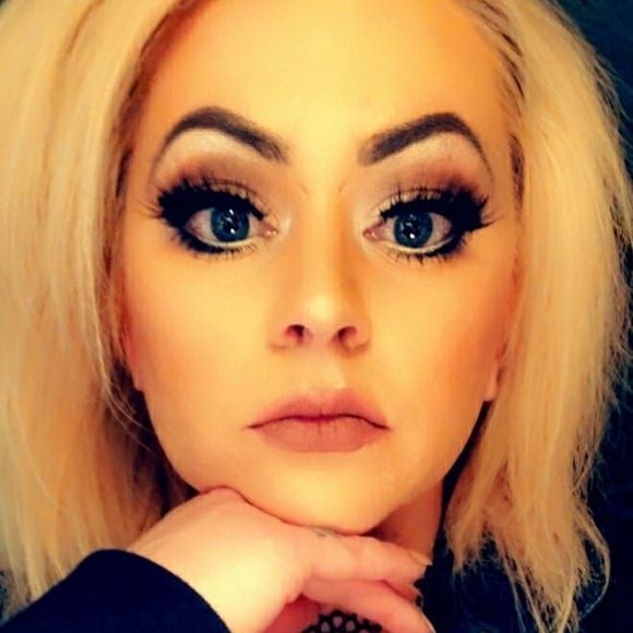 Profile Picture of Jessi Warren (@jesnix83) on Poshmark
