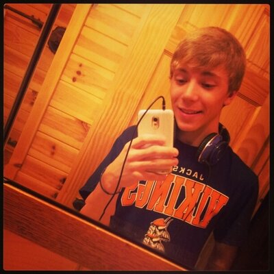 Profile Picture of Zachary Bertram (@Zach_Bert82811) on Twitter