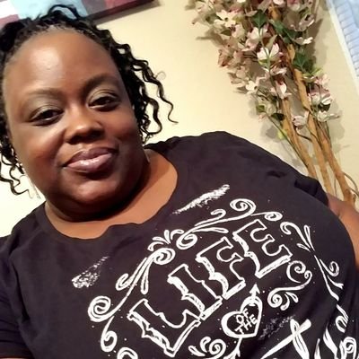 Teresa Tippens - Twitter Profile Picture of Teresa Tippens (@nagla29) on Twitter