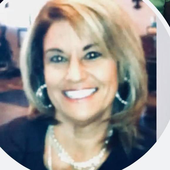 Profile Picture of Rhonda Kaissieh (@rkaissieh) on Poshmark