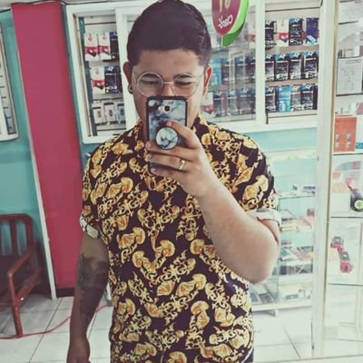 Profile Picture of Steven Moreira (@steve_0710) on Twitter