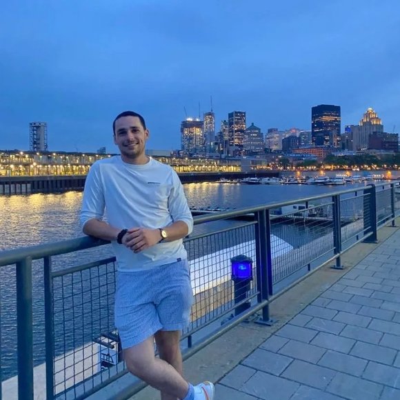 Profile Picture of Louis-benjamin Bouchard (@mathieu1970) on Poshmark