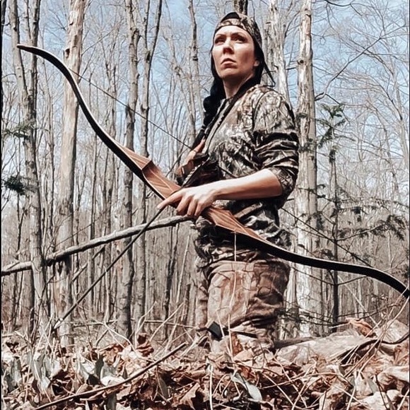 Profile Picture of Tara Essland (@taraessland) on Poshmark