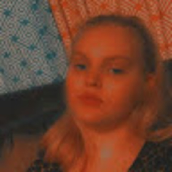 Profile Picture of Charli Mcconnaughay (@charlimcconnaug) on Poshmark