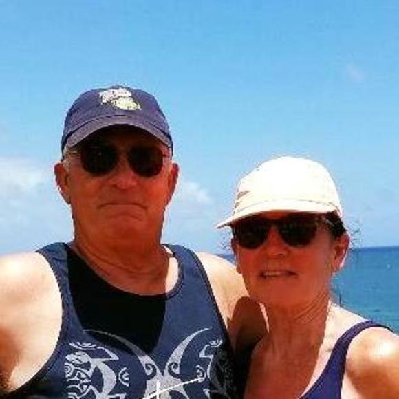 Profile Picture of Gretchen Edwards (@gwezbomb) on Poshmark